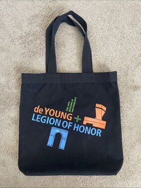Rare discontinued de Young + Legion of Honor Black Canvas Tote